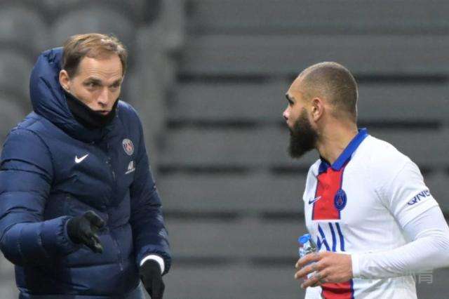 包含PSG轻取V5，Tarzan极限生还后反打强强对话半决赛，成为赛场最大亮点的词条