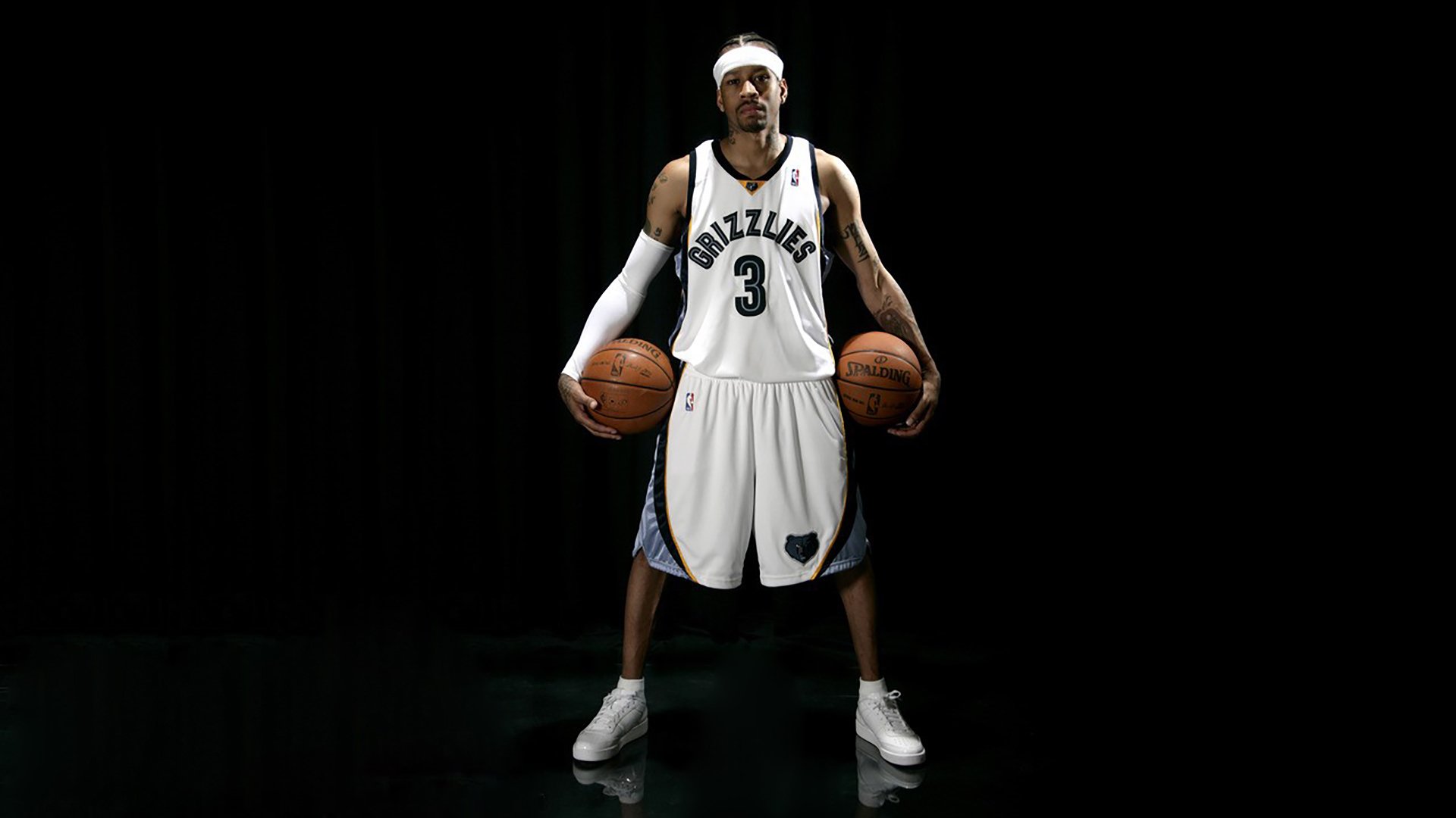 开云体育平台APP-当霍勒迪决定接管比赛，活塞与浙江队的较量变成了个人能力展